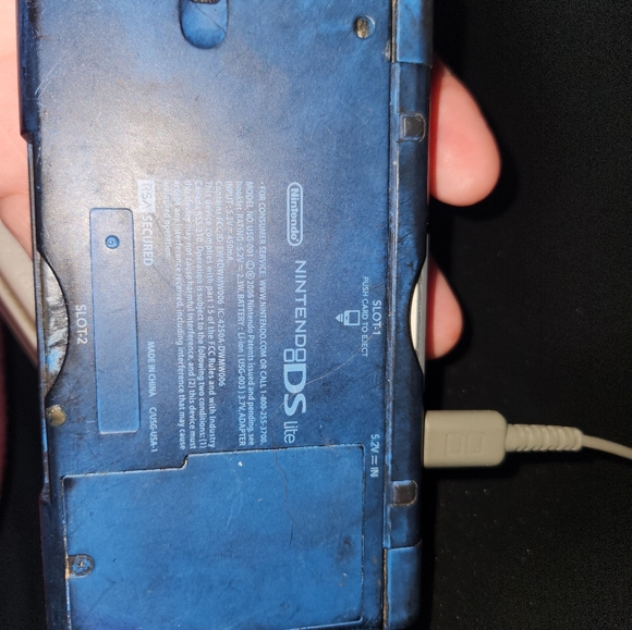 NINTENDO DS LITE. 2 Units - Picture 5 of 11